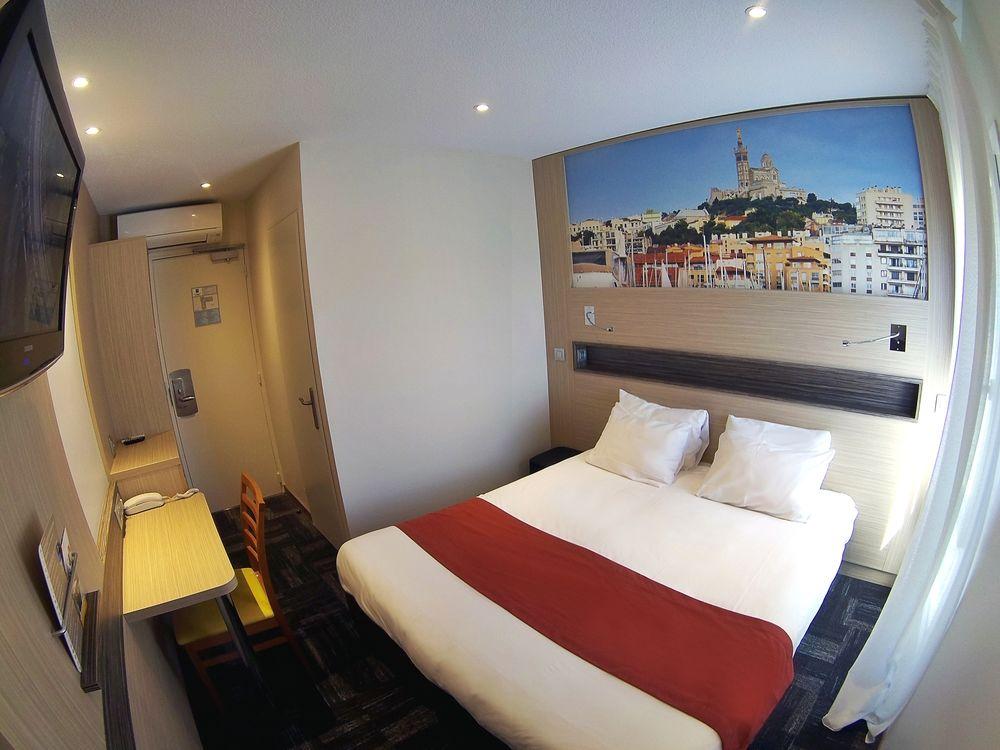 Greet Hotel Marseille Provence Aeroport Vitrolles  Exterior foto